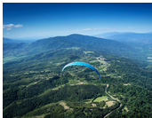 Cerro San Javier :: Paragliding above jungle covered Cerro San Javier, Loma Bola, Tucuman, Argentina