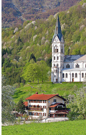 Eslovenia - Viaje de parapente a los Alpes :: El guesthouse y la base de parapente para nuestro viaje en el valle de Soca
